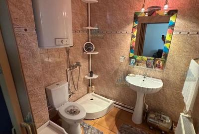 Casă individuală cu 5 camere cu Canalizare în Central - 12