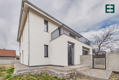 Casă individuală cu 4 camere cu Canalizare în Vladimirescu - 1