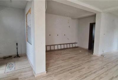 Casă cu Teren 600 Mp în Livada - 14