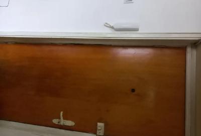 Garsonieră în Titan - 1