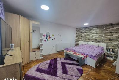 Casă cu 4 camere cu Teren 576 Mp în Nord - 9