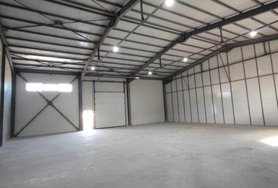 Hala 250mp pe Str Sinaia in Stefanestii de Jos - 2