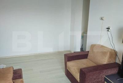 Apartament de vanzare,  cu 2 camere, 33 mp, zona Piata 1 Mai - 6