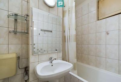 Apartament cu 3 camere, etaj intermediar - 13