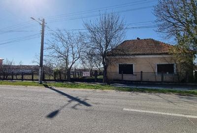 Casa veche cu teren 1440 mp in Lazuri front la 2 strazi - 2