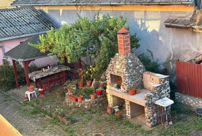 Casă cu 6 camere cu Teren 1500 Mp în Sâncraiu de Mureș