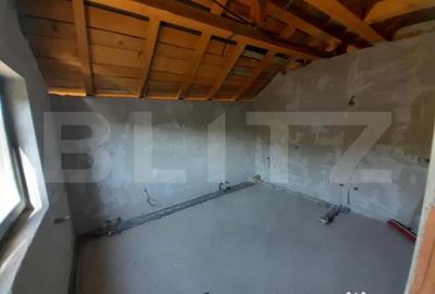 Casă cu 5 camere cu Teren 700 Mp în Viișoara - 1