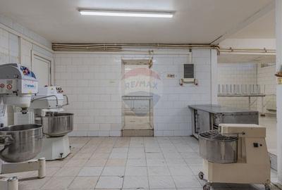 Spațiu comercial de 308mp de închiriat - 2