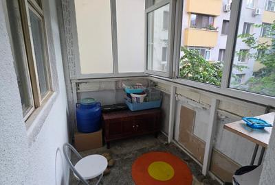 Apartament cu 3 camere decomandat în Dristor - 4