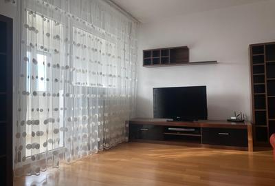 Apartament cu 2 camere decomandat, mobilat în Polonă - 2