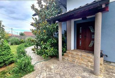 Vila individuala Sanandrei, la asfalt, zona superba COMISION 0! - 2
