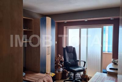 Apartament 4 camere , transformat in 3, Gavana 3, mobilat - 5