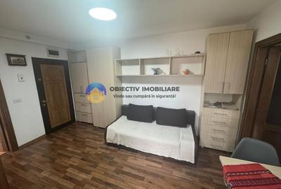 Apartament 2 camere de -Centru, Etaj 1 - 2