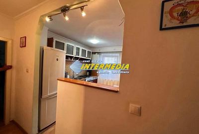 Vanzare Apartament 2 camere CETATE PIATA cu Bucatarie mare si balcon finisat mobilat complet Alba Vanzare Apartament 2 camere CETATE PIATA cu Bucatarie mare si balcon finisat mobilat complet Alba - 12