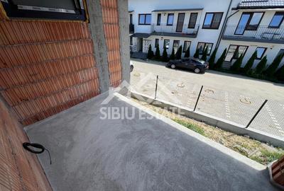Casa individuala cu garaj , curte generoasa - 20