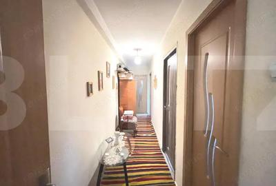 Apartament de 4 camere,zona Complex Bulevard