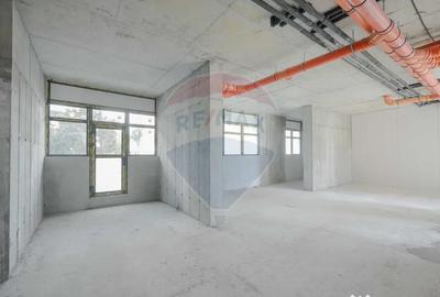 Spațiu comercial, de 209 mp, în Nufărul - 12