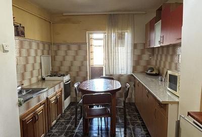 Apartament cu 2 camere decomandat, mobilat în Ampoi 3 - 3