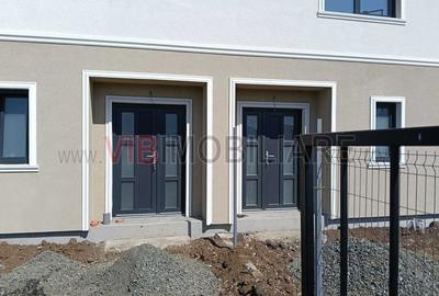 Casă cu 4 camere cu Teren 350 Mp în Moșnița Nouă - 1