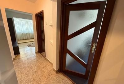 Apartament cu 3 camere decomandat, mobilat în Narcisa - 7