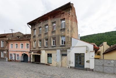 Apartament cu 3 camere decomandat, mobilat în Centrul Istoric - 1