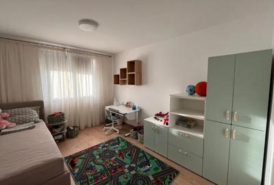 Apartament 3 camere, decomandat - zona Tractorul - 4