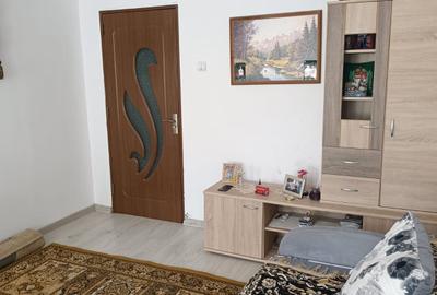 Apartament cu 2 camere – decomandate + balcon – Zona Primăverii / Piața Flora - 1
