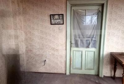 Casă cu 4 camere cu Teren 287 Mp în Lupeni - 14