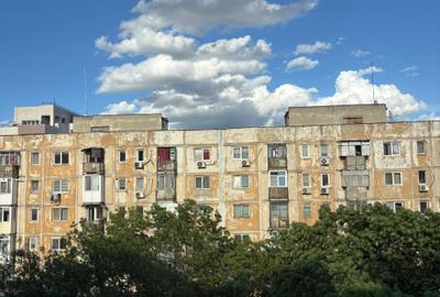 Apartament cu 3 camere decomandat în Gorjului - 6