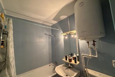 Apartament cu 2 camere semidecomandat, mobilat în 1 Mai - 5