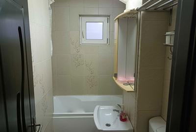 Apartament cu 3 camere decomandat în Ostroveni - 3