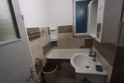 Apartament cu 2 camere decomandat în Cornișa - 4