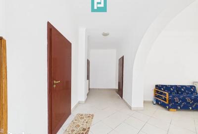 Casă decomandat cu Teren 1559 Mp în Sânmartin - 10