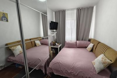 Apartament cu 3 camere decomandat în Cantacuzino