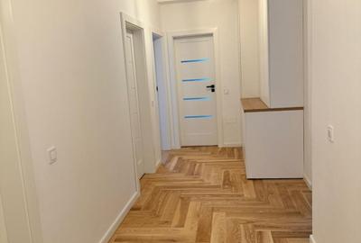 Apartament cu 4 camere semidecomandat, mobilat în Florești - 19