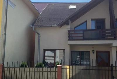 Casa de vanzare Casa de vanzare - 2