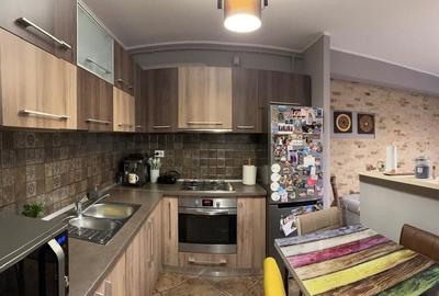 Apartament cu 2 camere semidecomandat, mobilat în Iris - 3