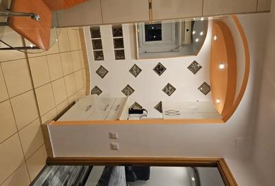 Garsonieră decomandată, mobilată în Vitan - 4