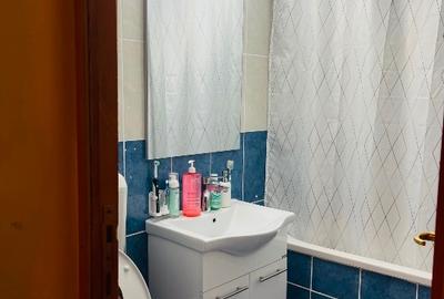 Apartament cu 3 camere decomandat în Apărătorii Patriei - 8