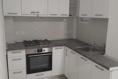 PIATA  ROMANA - 1 minut Metrou /  Magheru  - Apartament 2 camere MODERN - 5