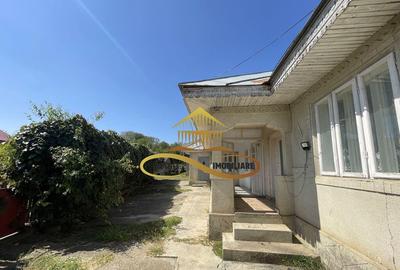 Casa de vanzare in Bacau Valea Seaca teren generos ?i anexe - 2