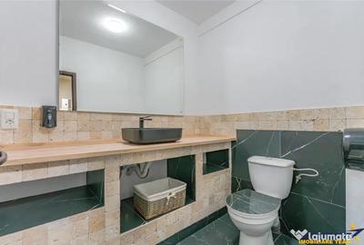 Casă cu 8 camere cu Teren 1100 Mp în Sohodol - 12