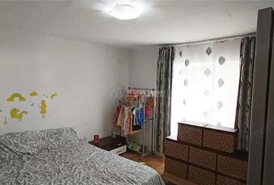 Casă cu 4 camere cu Teren 292 Mp în Moldova Nouă - 2