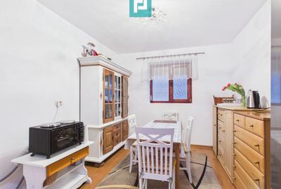 Casă individuală cu 5 camere cu Canalizare în Central - 5