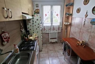 Apartament cu 3 camere semidecomandat în Titan - 7