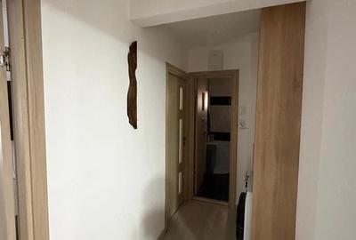 Apartament cu 4 camere decomandat în Central - 2