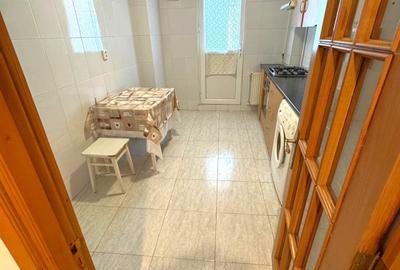 Apartament cu 2 camere decomandat în Micro 20 - 7