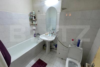 Apartament de vanzare, cu 3 camere, decomandat, 87 mp, zona Gara - 14