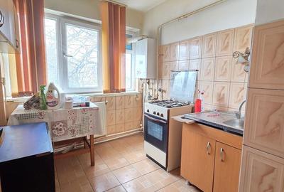Apartament cu 3 camere semidecomandat în Gării - 4