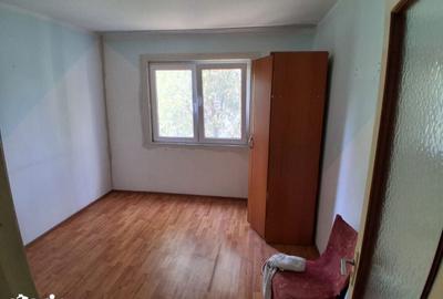 Apartament cu 3 camere decomandat în Sud - 15